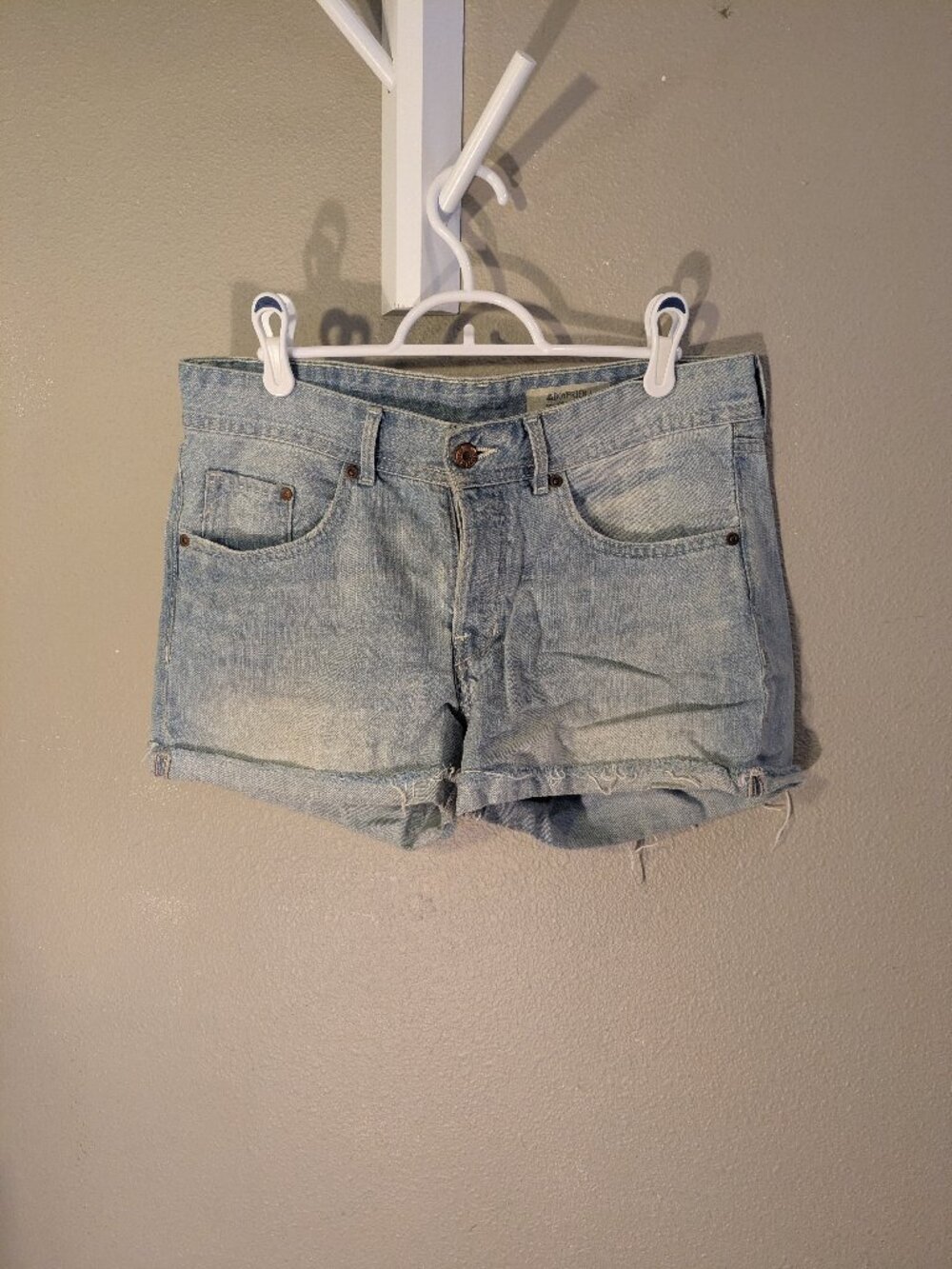 H&M Boyfriend Loose Waist Loose Leg Jean shorts